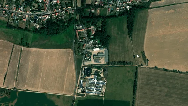 Місце для паркування вантажівок MMT Logistik L&uuml;bars Betriebshof в M&ouml;ckern