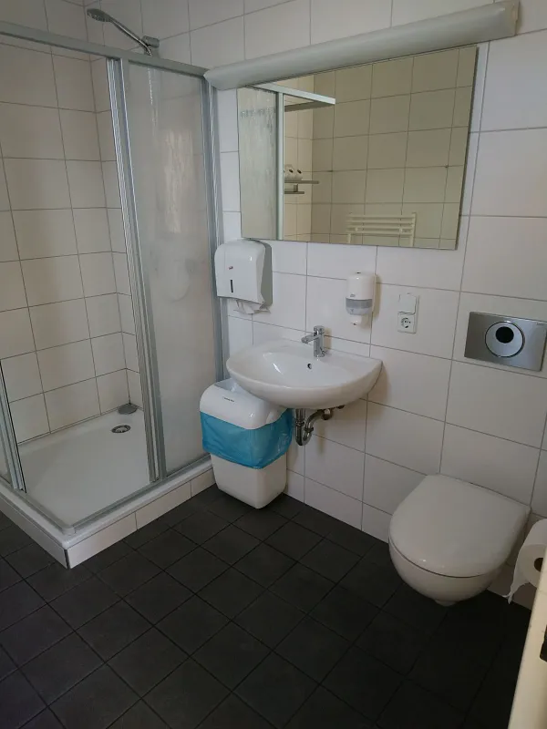 Area di parcheggio per autocarri S&auml;chsische Binnenh&auml;fen Hafengel&auml;nde Dresden