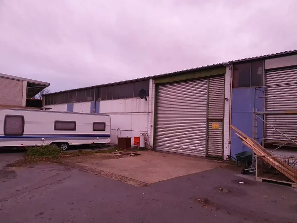 Area di parcheggio per autocarri Schaustellerbetrieb Raviol Betriebshof D&uuml;ren