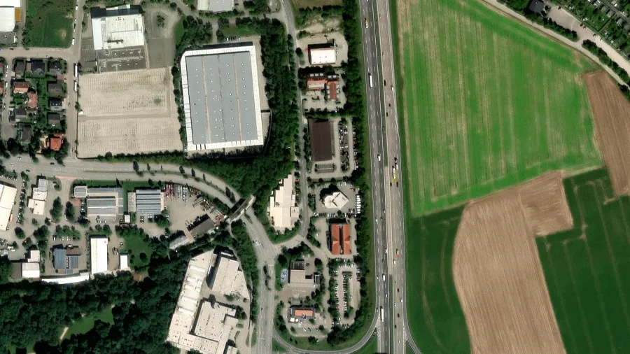 Parkovi&scaron;tě pro n&aacute;kladn&iacute; automobily v Ingolstadt