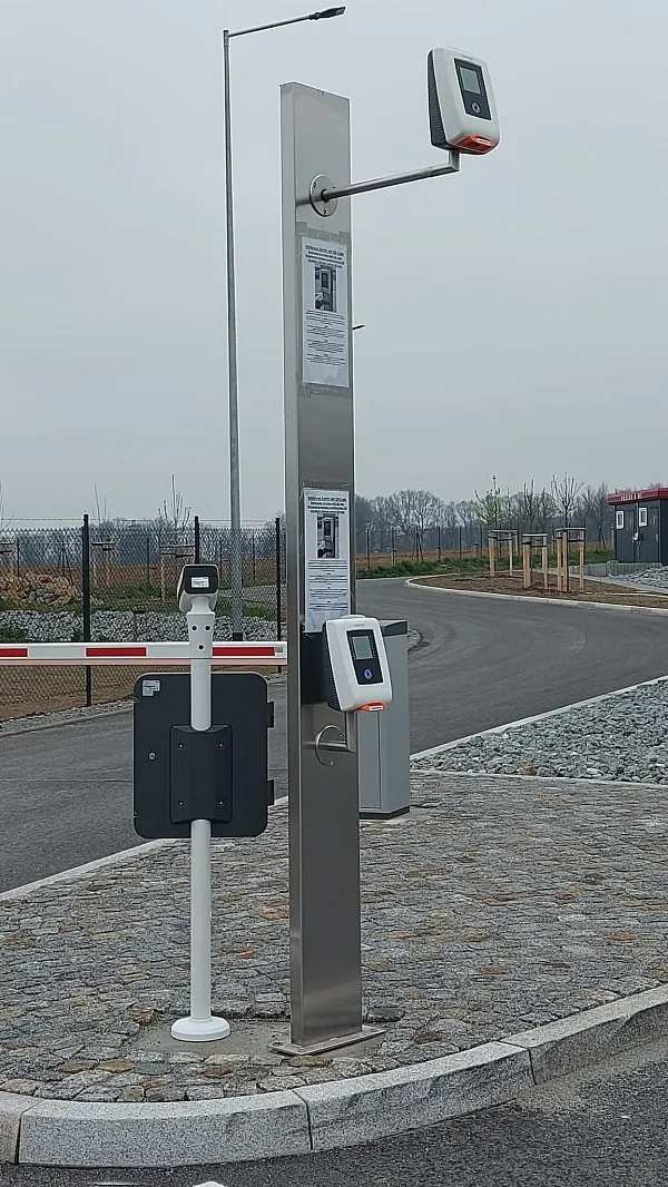 Parking dla ciężar&oacute;wek Bautransport Bautzen w G&ouml;da