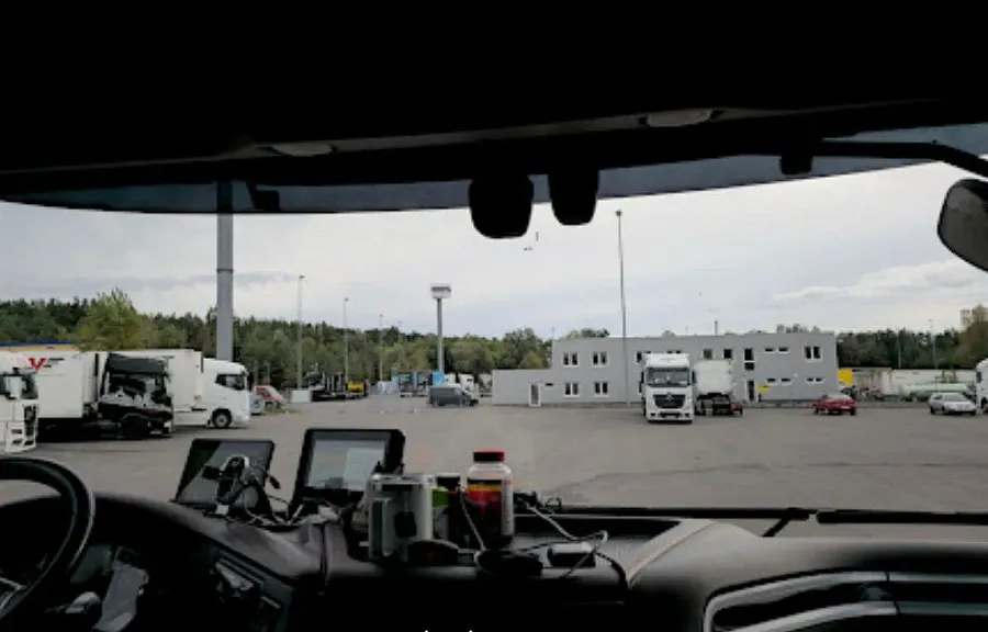 Zonă de parcare pentru camioane &icirc;n K&ouml;nigs Wusterhausen