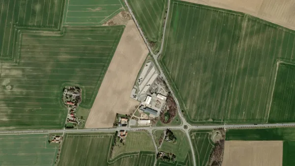 Parking dla ciężar&oacute;wek Bautransport Bautzen w G&ouml;da