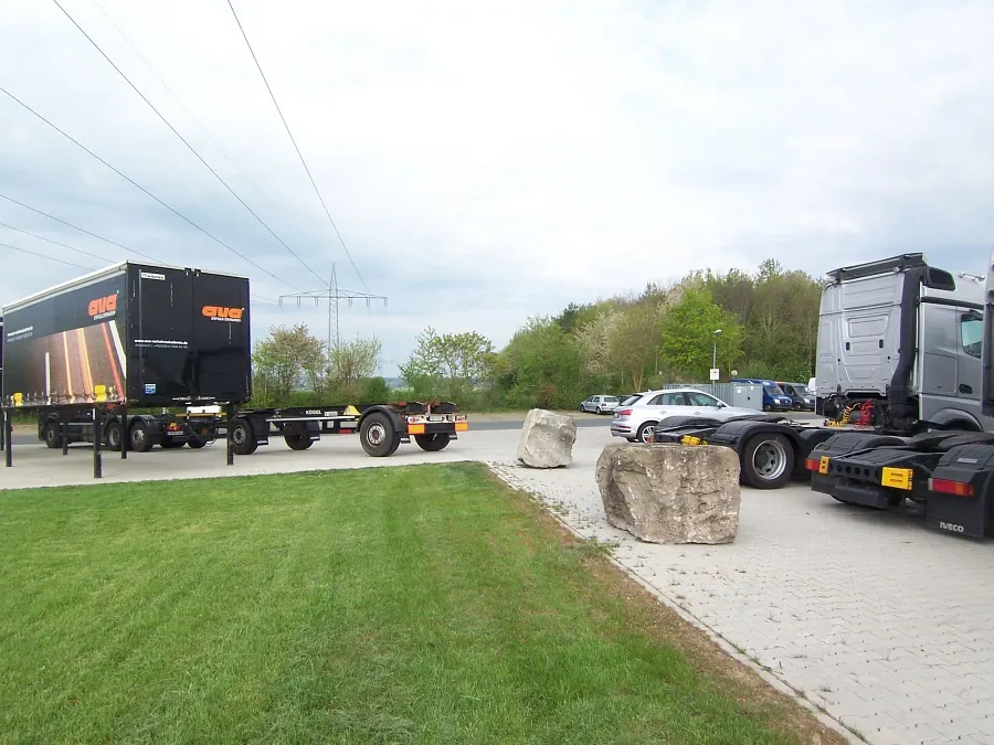 Area di parcheggio per autocarri Autohaus Oppel Ansbach