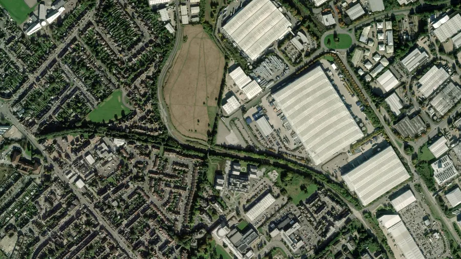 Parkareal Hought Regis in Dunstable